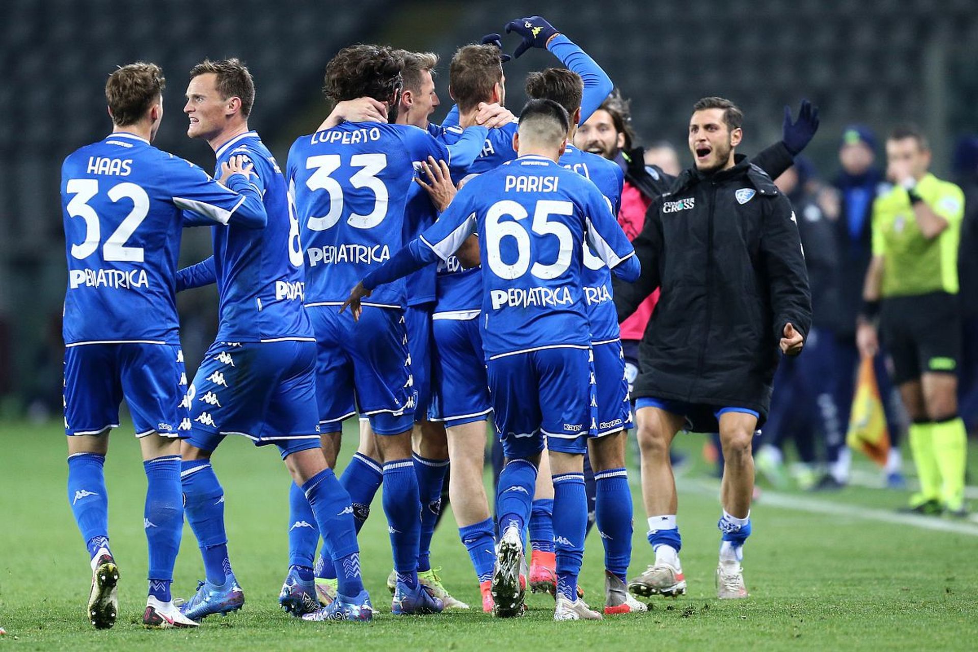 快手以其轻 快手以其轻