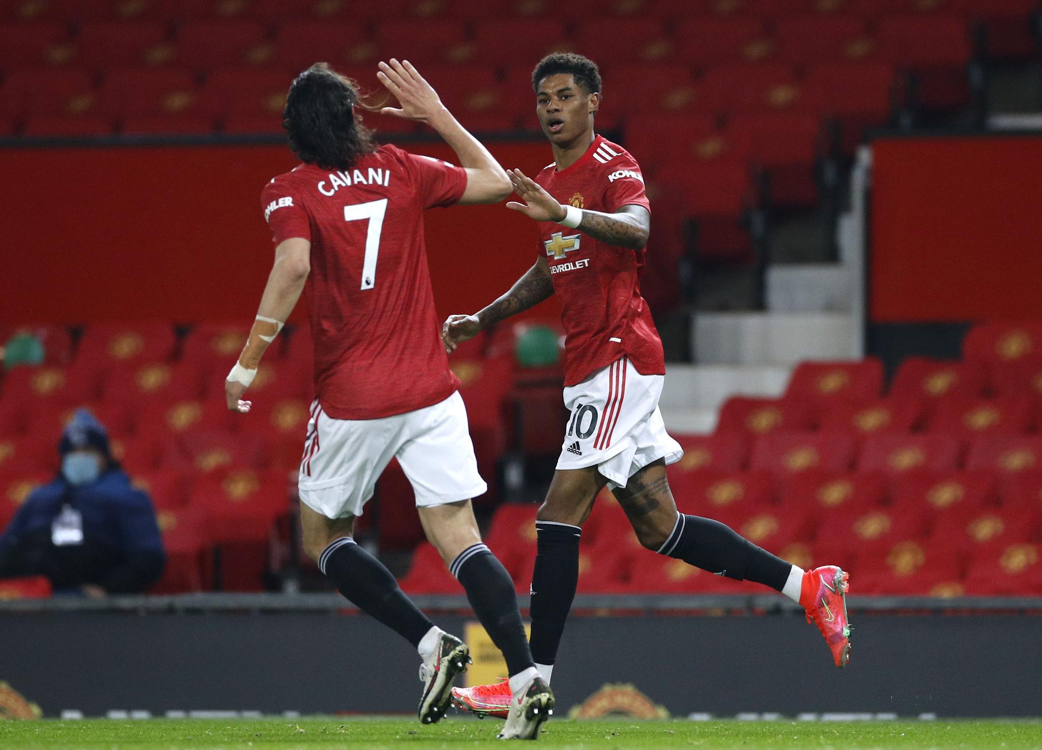 以其敏锐的 以其敏锐的